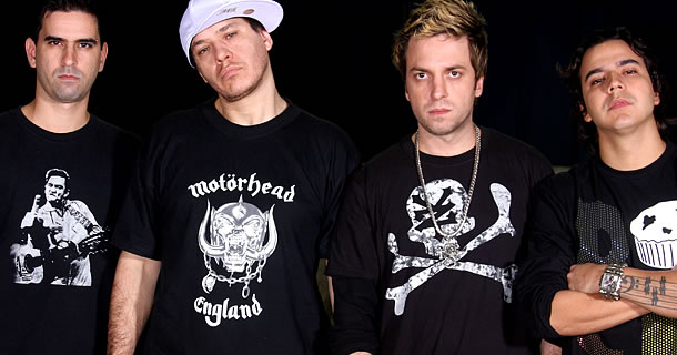 Charlie Brown Jr